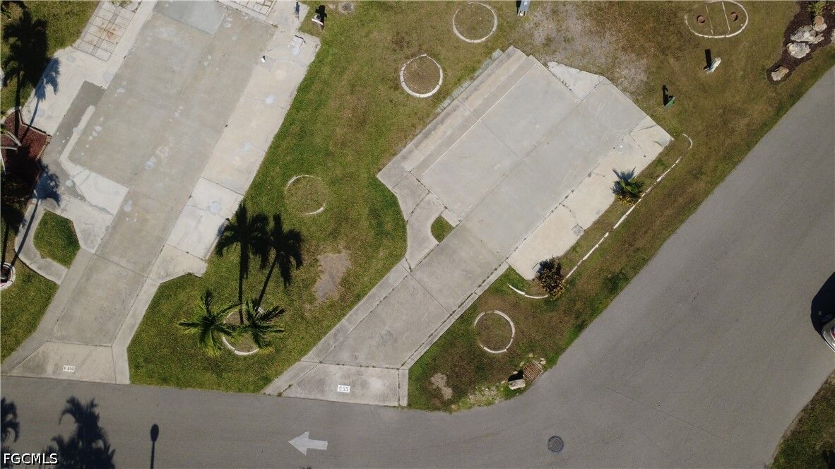 Property Photo:  19681 Summerlin #633 Road  FL 33908 