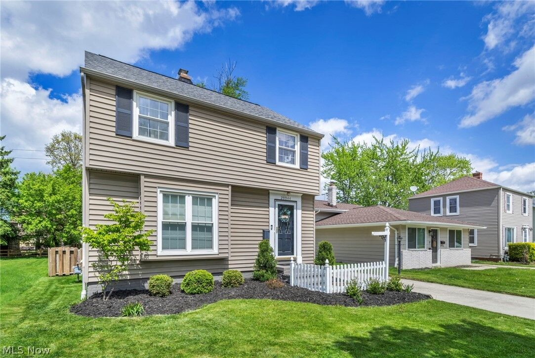 Property Photo:  20944 Woodstock Avenue  OH 44126 
