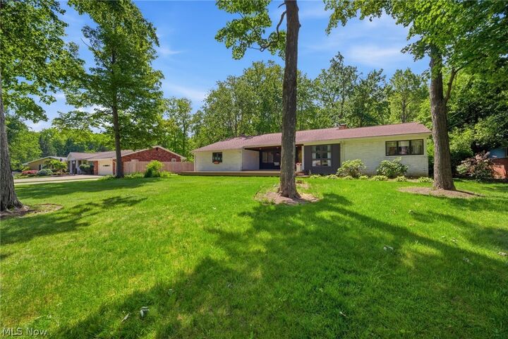 Property Photo: 6842 Metro Park Drive OH 44143