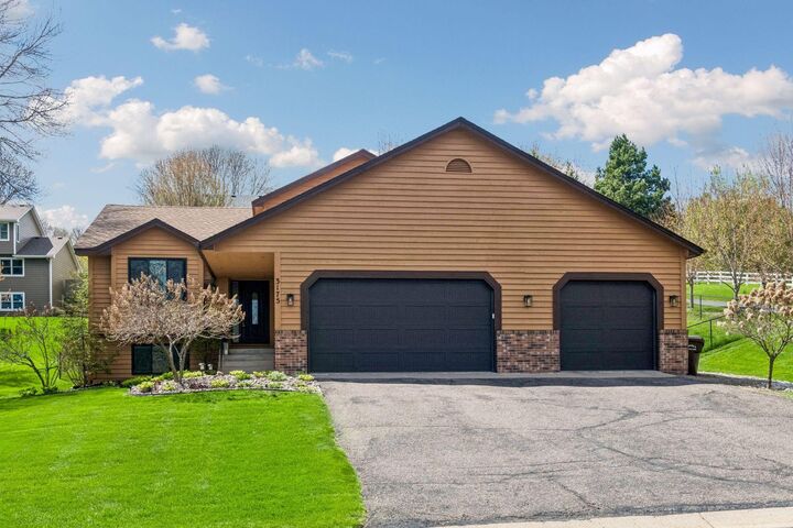 Property Photo:  3175 Aspen Avenue  MN 55359 