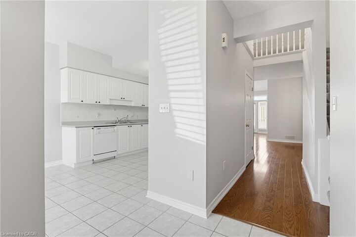 Property Photo:  34 Greentrail Drive  ON L0R 1W0 