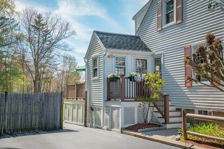 Property Photo:  6 North Street  MA 01887 
