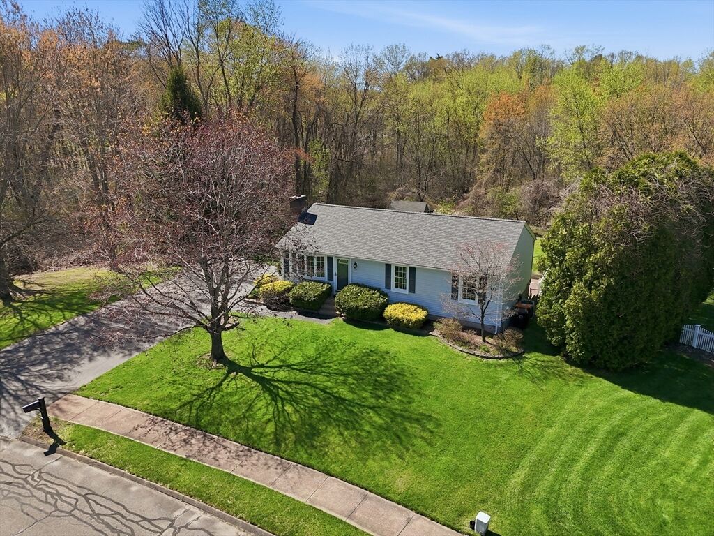 Property Photo: 23 Katherine Dr MA 01001