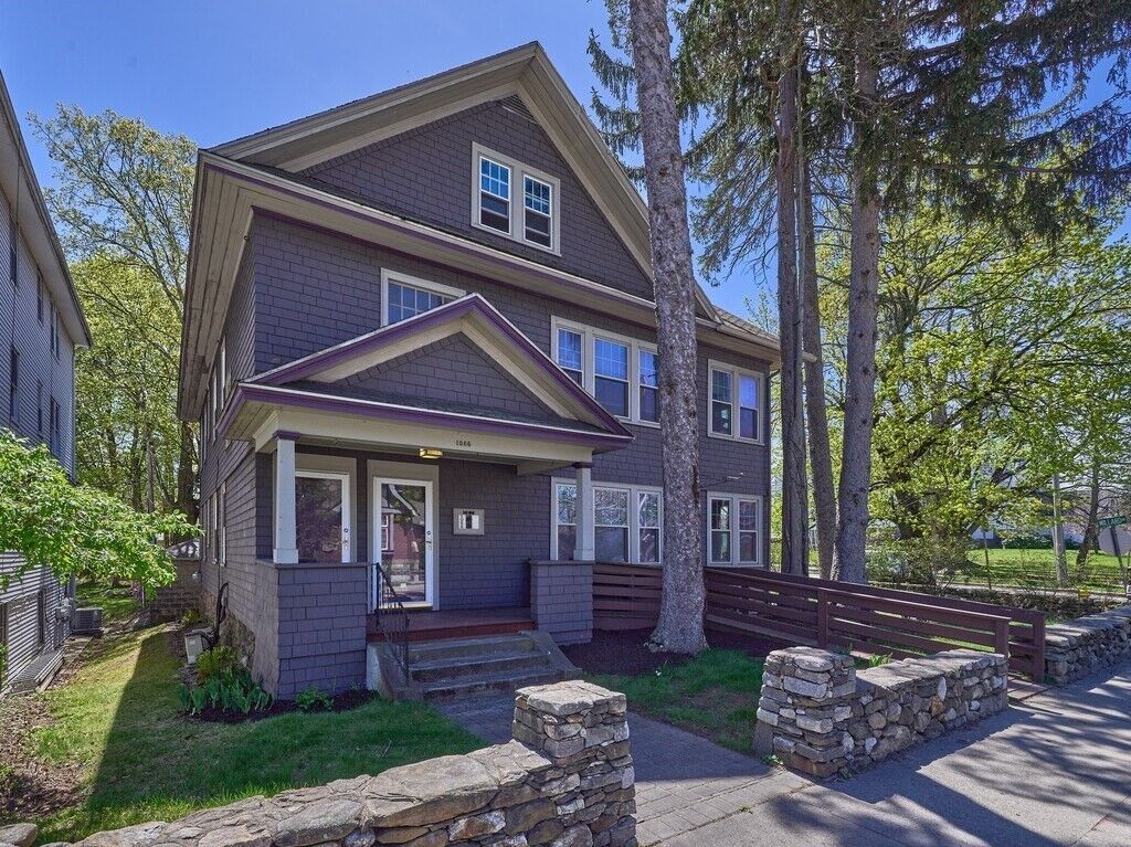 Property Photo: 1066 Pleasant Street MA 01602