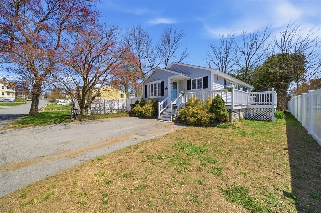 Property Photo:  28 Elmwood St  MA 01845 