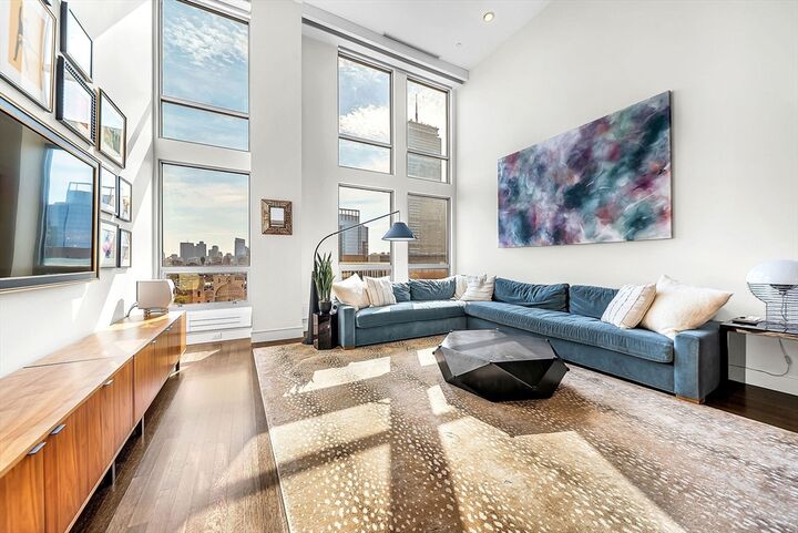 Property Photo: 360 Newbury Street Ph807 MA 02115