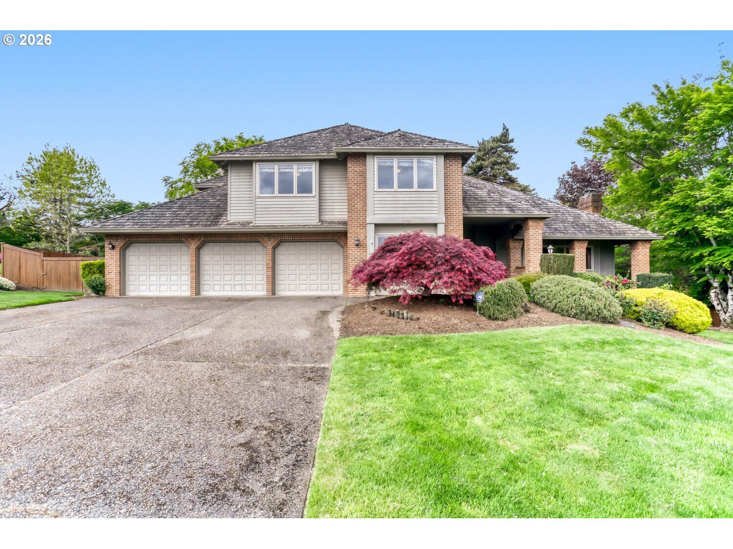 Property Photo: 12160 SW Wildwood St OR 97224