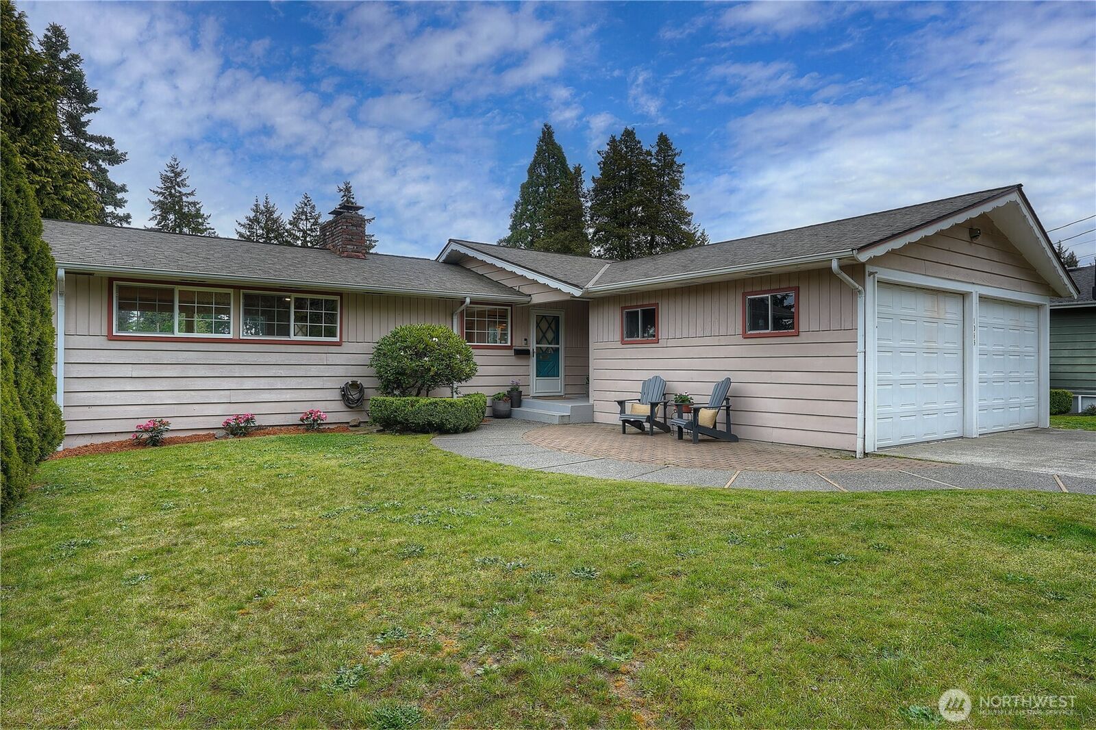 Property Photo:  1045  Sunrise Lane  WA 98466 