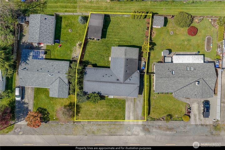 Property Photo:  247  S D St  WA 98321 