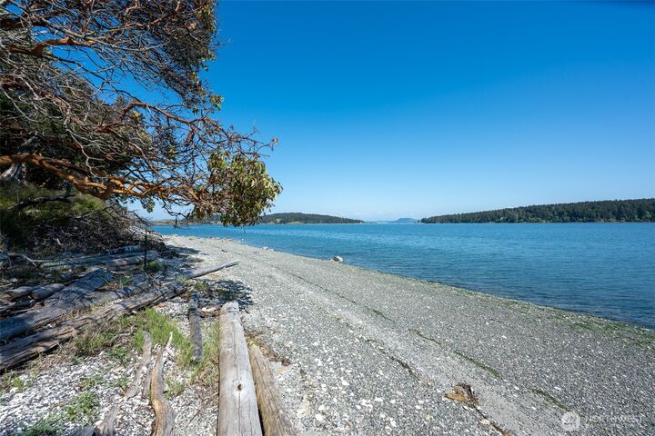 Property Photo:  1484  Islandale Road  WA 98261 
