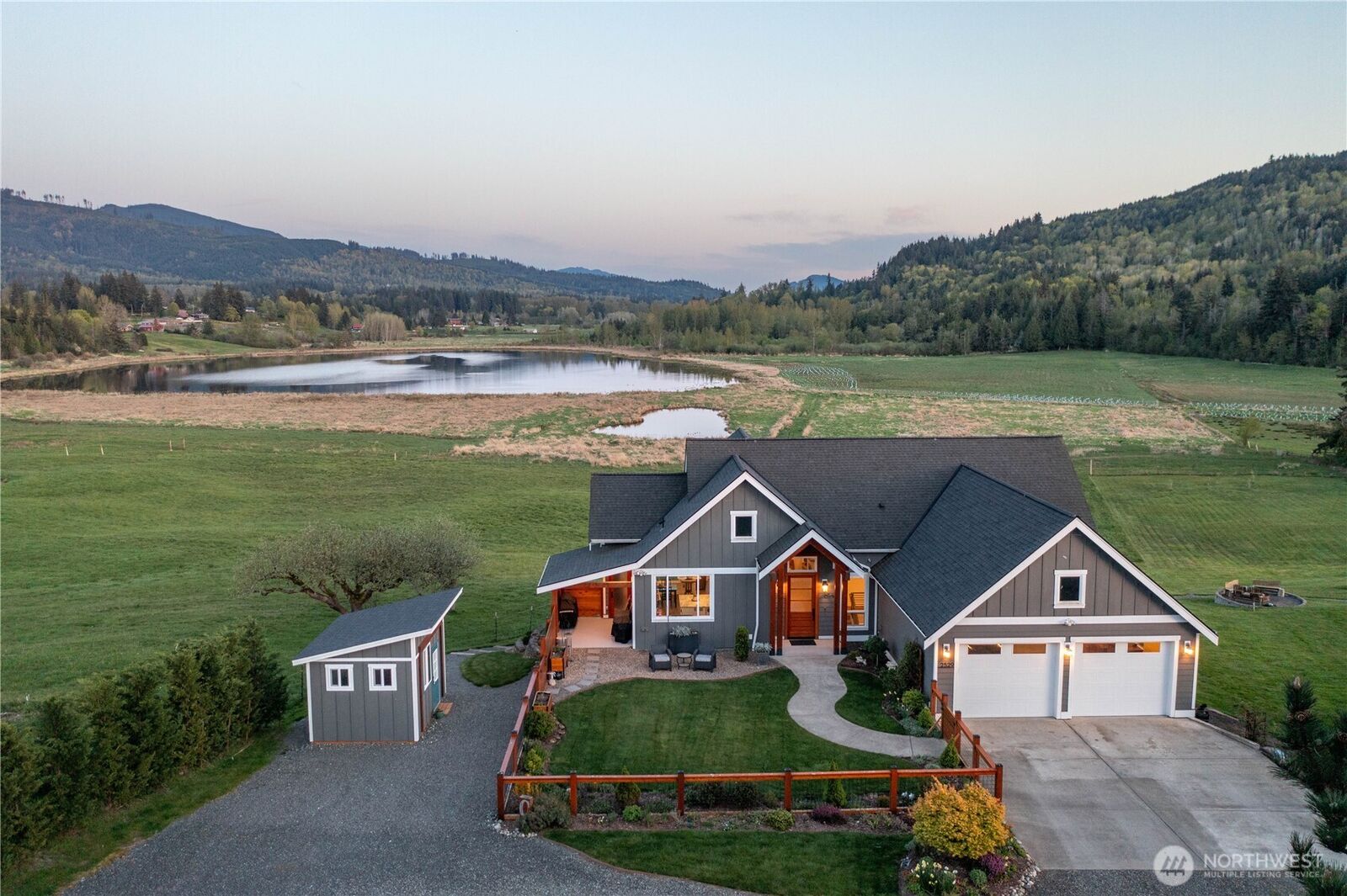 Property Photo:  2529  Mount Baker Highway  WA 98226 
