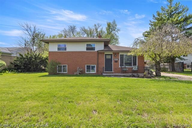 Property Photo:  27095 Colgate Street  MI 48141 
