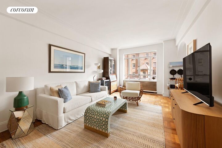 Property Photo:  25 Central Park W 9st  NY 10023 