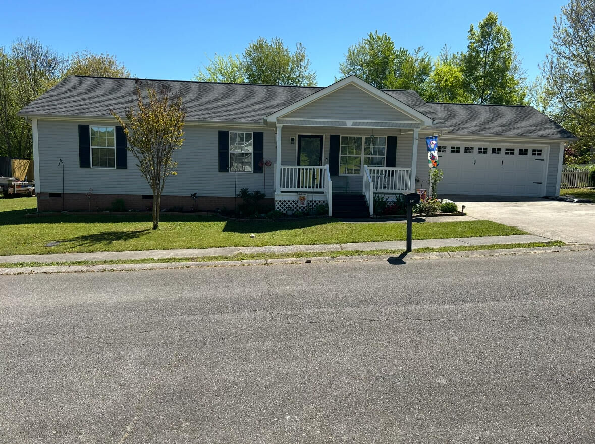 Property Photo: 103 Savannah Cove TN 37307