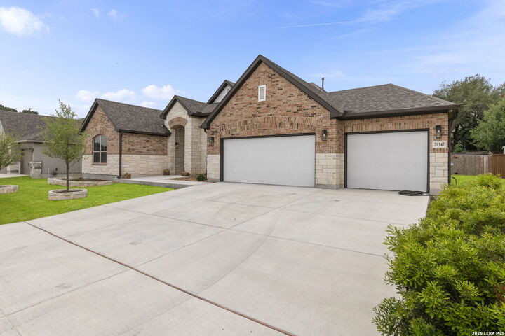 Property Photo:  29347 Kearney Rdg  TX 78015 