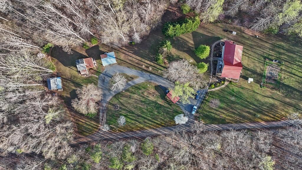 Property Photo:  215 ,213 Mt Airy  VA 23040 