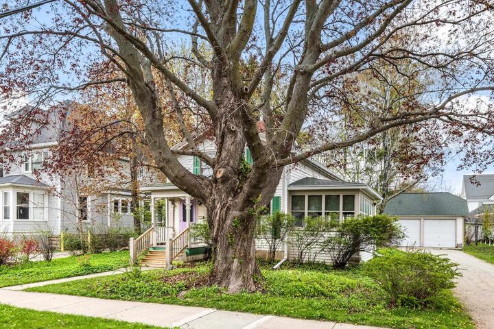 Property Photo:  547 Watson Street  WI 54971 