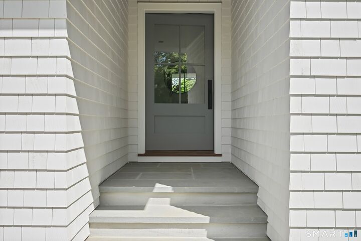 Property Photo:  171 Compo Road South  CT 06880 