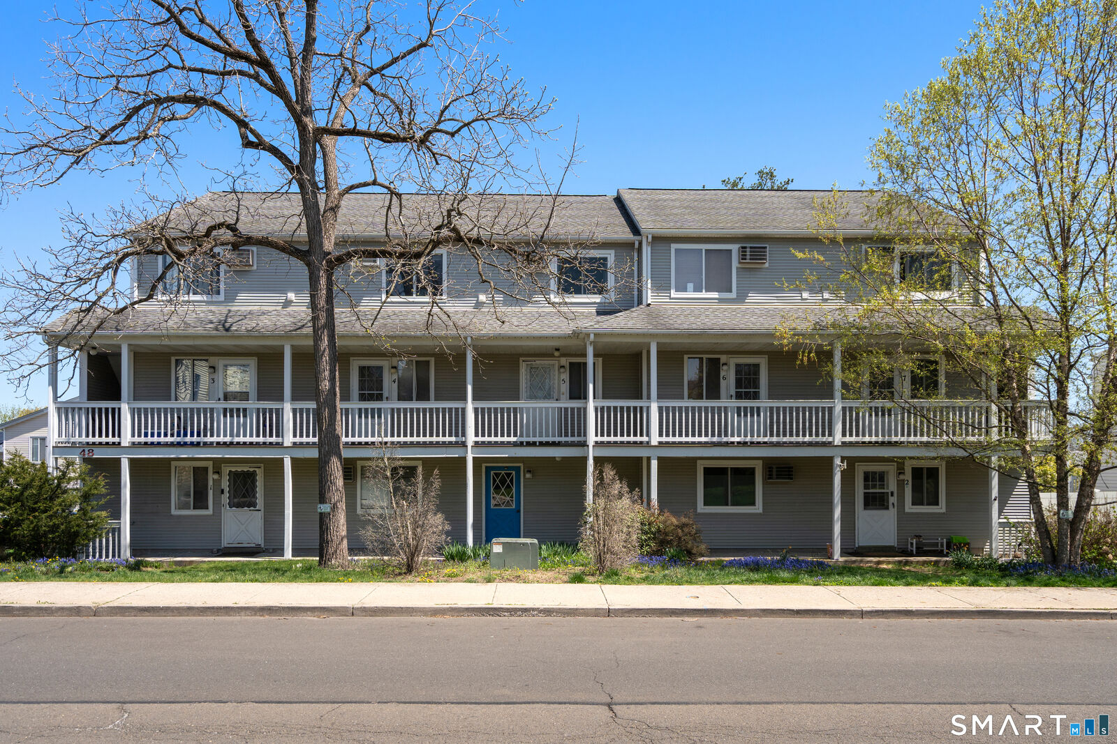 Property Photo:  48 Dean Street 4  CT 06902 