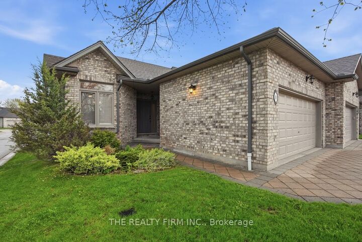 44 Edgevalley Road 10 — photo 1