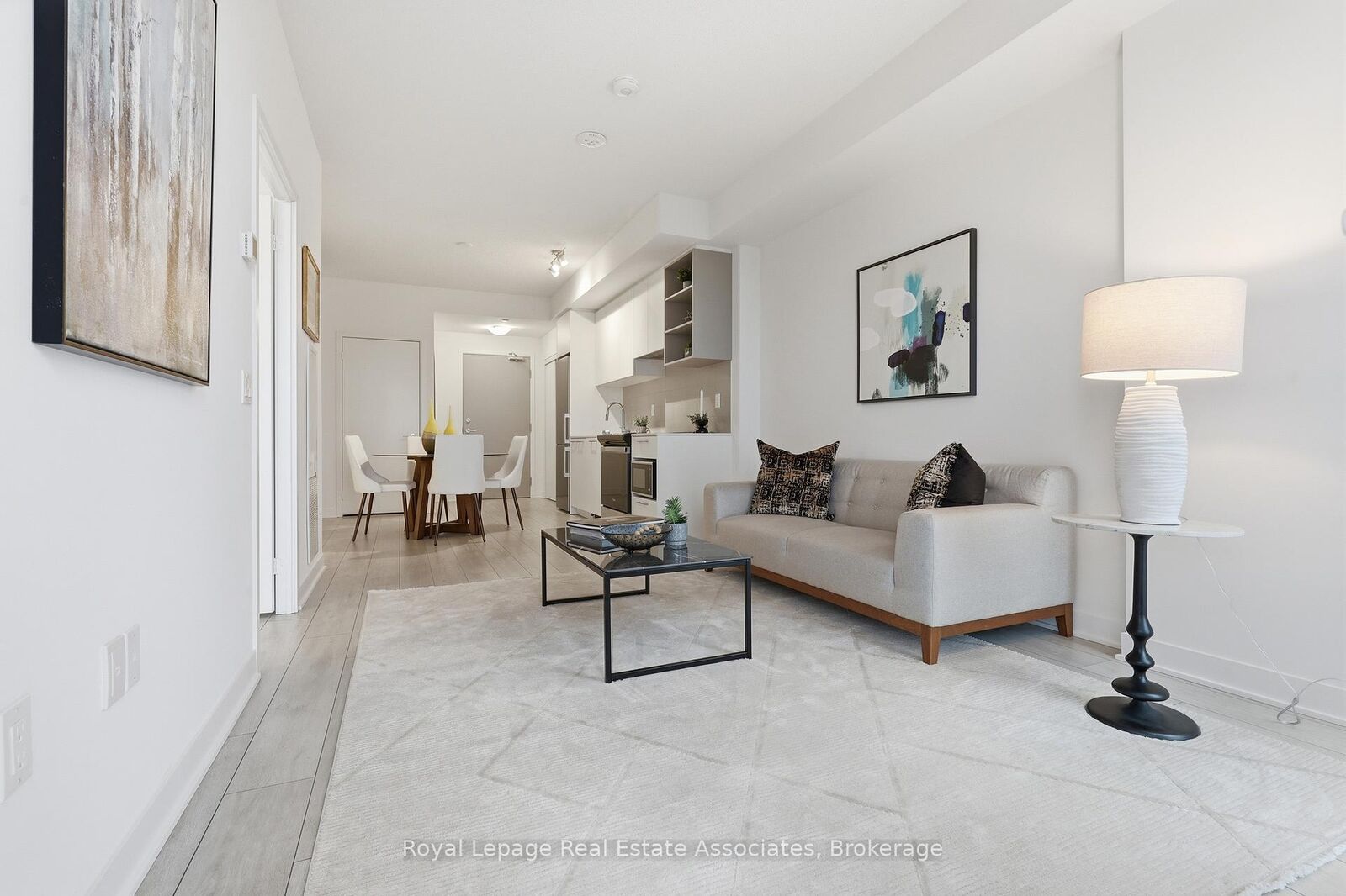 Property Photo: 260 Malta Avenue 1106 ON L6Y 6L7