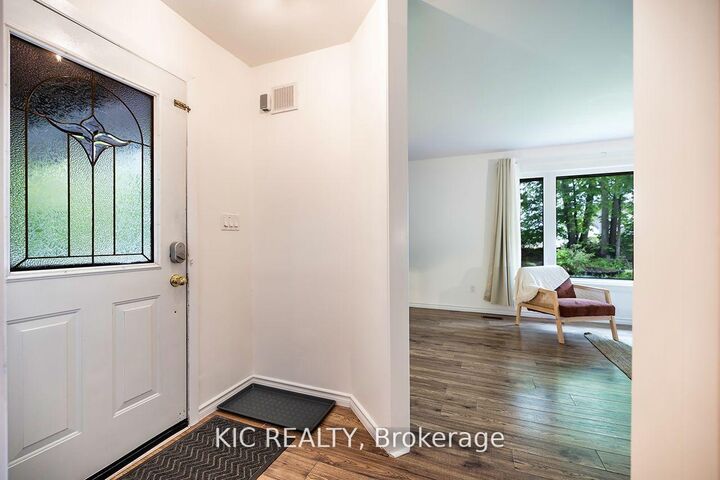 Property Photo: 6 Sumcot Drive ON K0L 1J0
