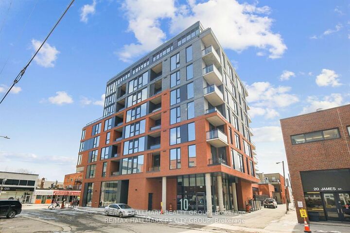 Property Photo: 10 James Street 617 ON K2P 1T2
