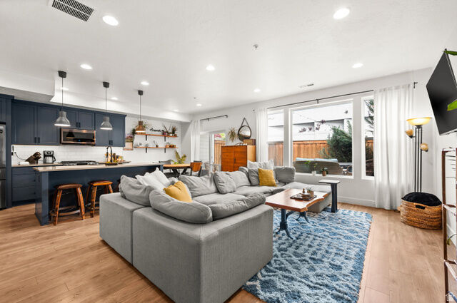 Property Photo:  3889 S Lemmon Ln E  UT 84124 