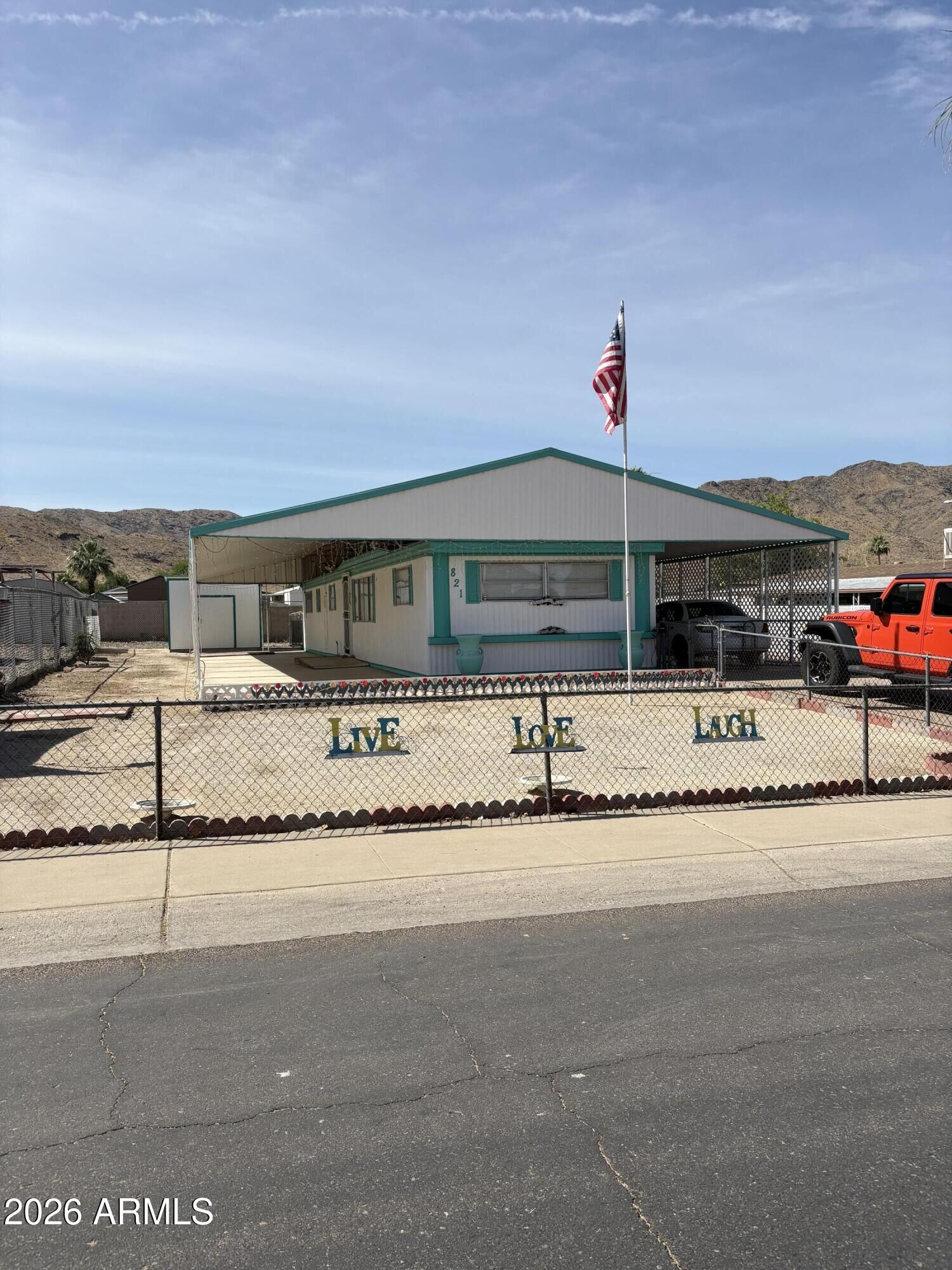 Property Photo:  821 W Buist Avenue  AZ 85041 