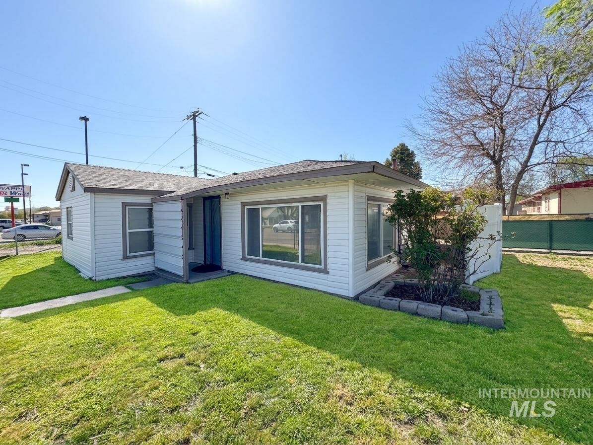 Property Photo: 1245 American Legion Blvd ID 83647