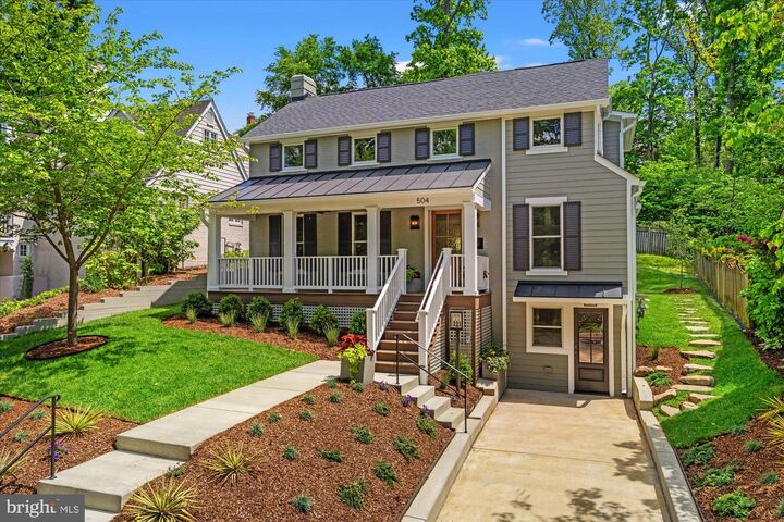 Property Photo: 504 Kentucky Avenue VA 22305