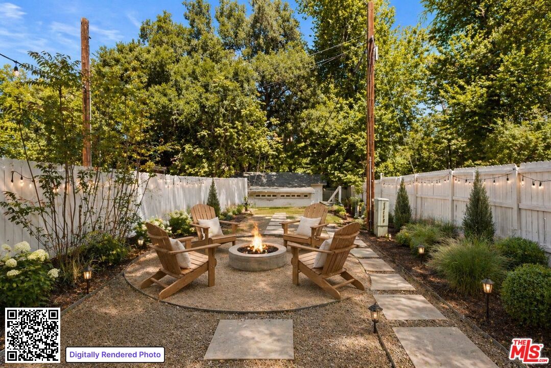 Property Photo:  13111 Sierra Hwy  CA 91390 