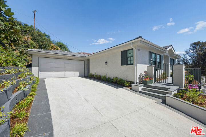 Property Photo:  15201 Mc Kendree Ave  CA 90272 