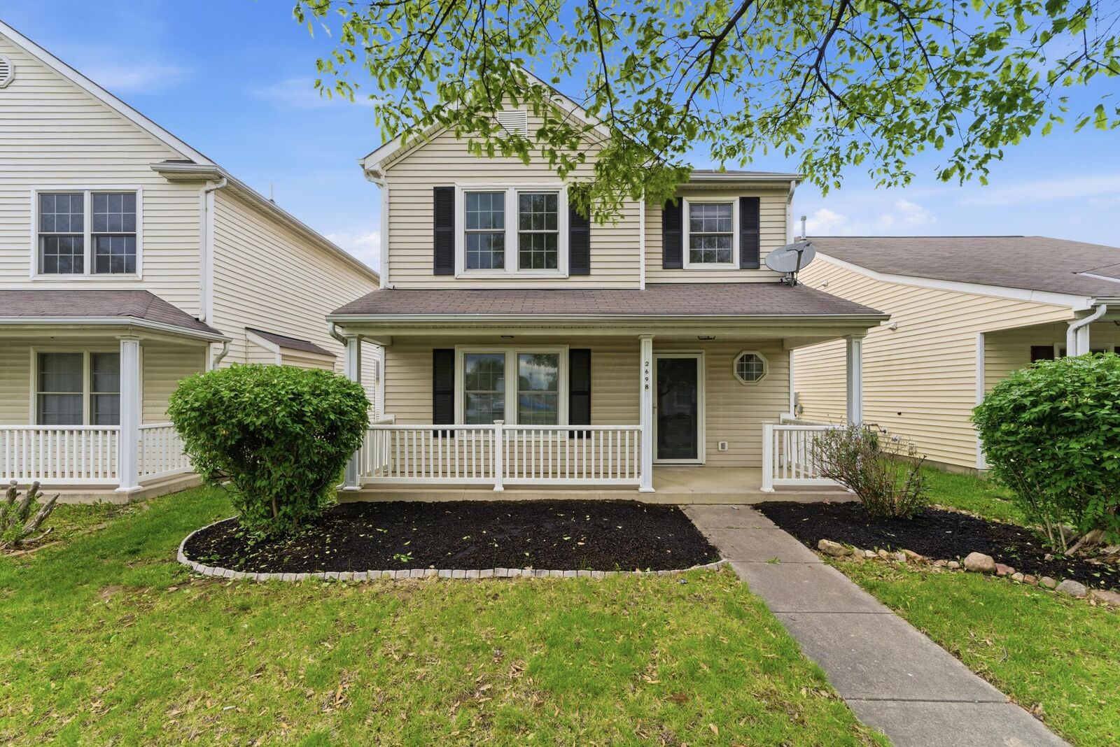 Property Photo:  2698 Proclamation Way  OH 43207 