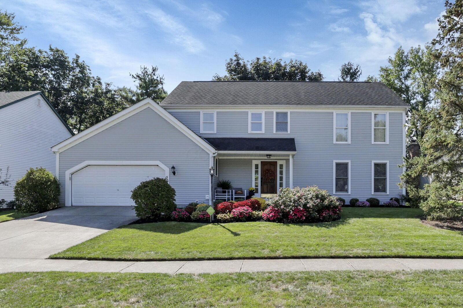 Property Photo:  1091 Cross Country Drive  OH 43235 