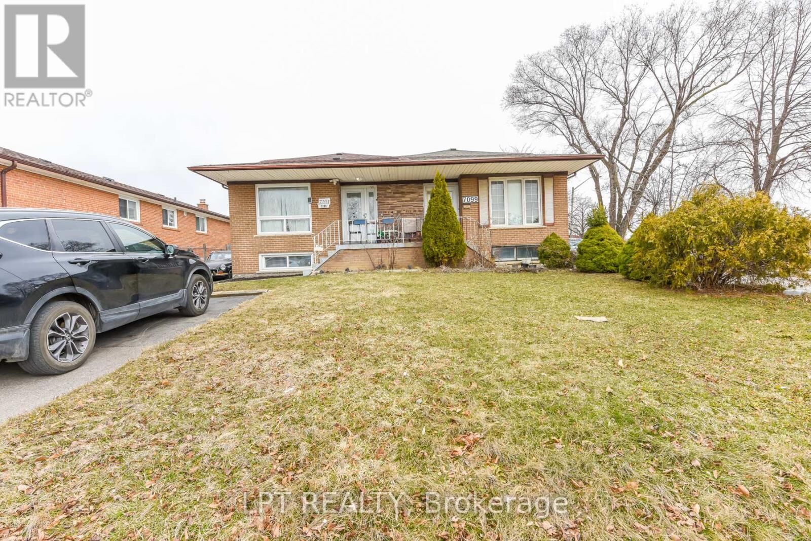Property Photo:  7101 Codlin Avenue  ON L4T 2M3 