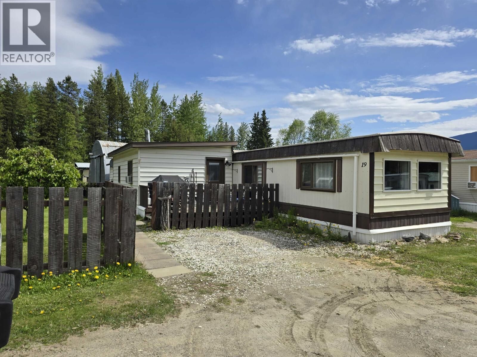 Property Photo:  95 Mountain View Road 19  BC V0J 2E0 