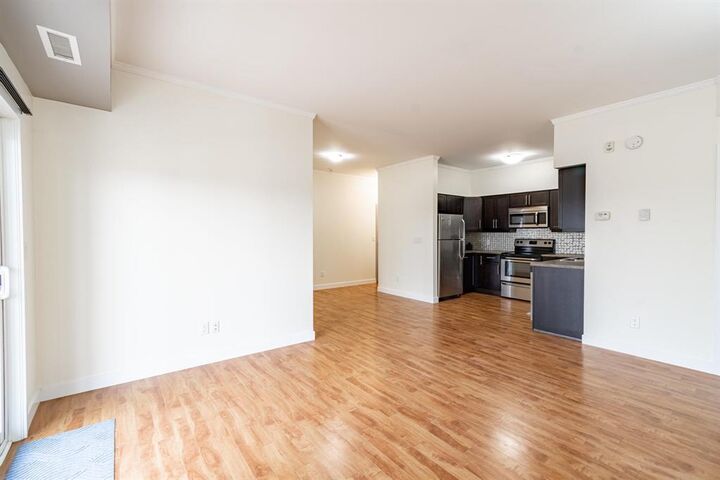 Property Photo:  330 Main Street  MB R1A 1T1 