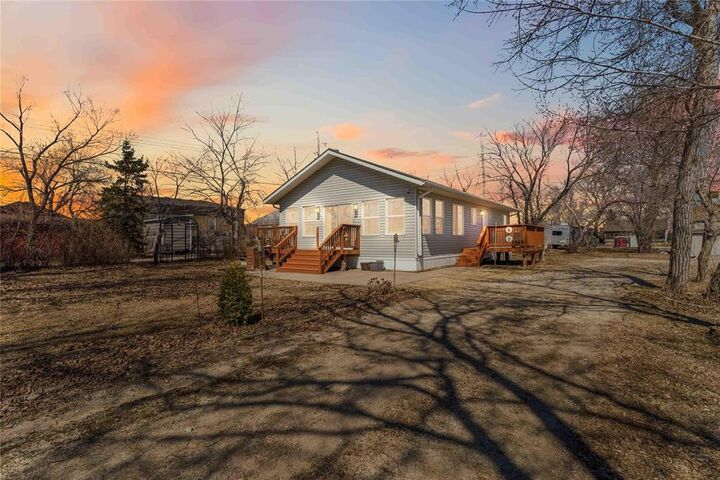 Property Photo:  21105 Laurentia Beach Road North  MB R0C 2C0 
