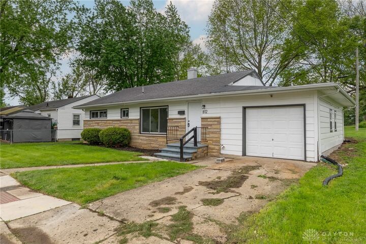 Property Photo:  812 S Walnut Street  OH 43078 