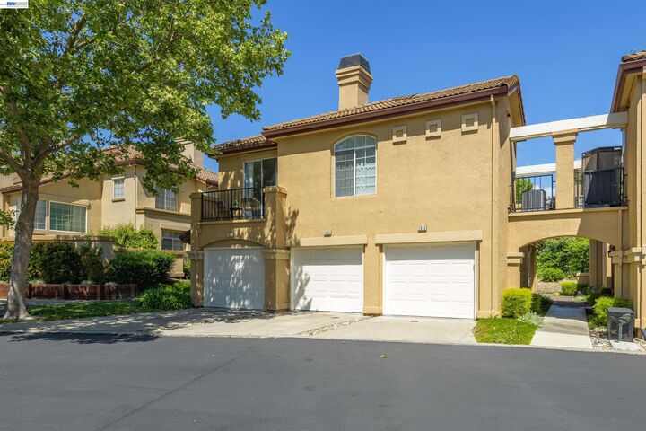Property Photo:  7633 Tuscany Dr  CA 94568 