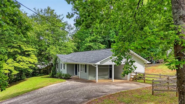 Property Photo:  745 Pioneer Road  GA 30143 