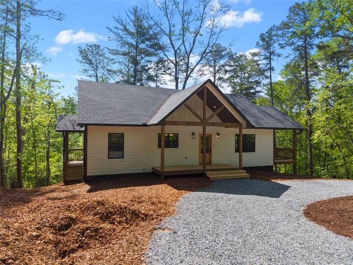 Property Photo: 227 Haven Court GA 30540