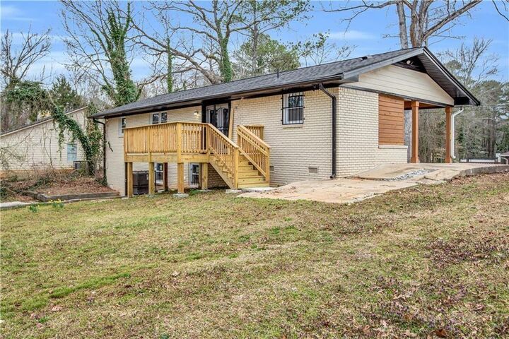 Property Photo:  2000 Fairburn Road  GA 30331 