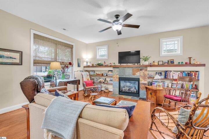 Property Photo: 220 Catskill Drive SC 29687
