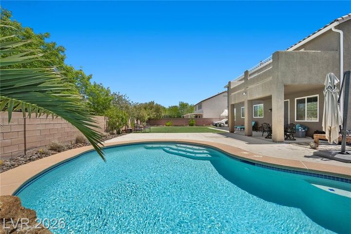 Property Photo:  282 Maddelena Avenue  NV 89183 