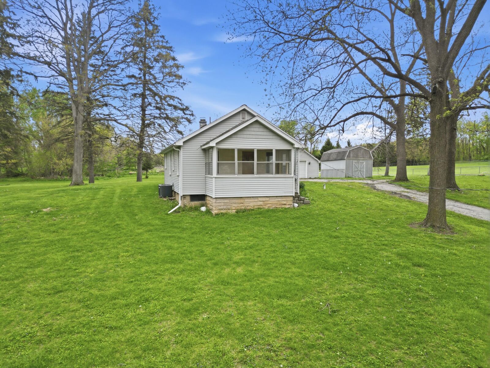 Property Photo:  33 E 700  IN 46383 