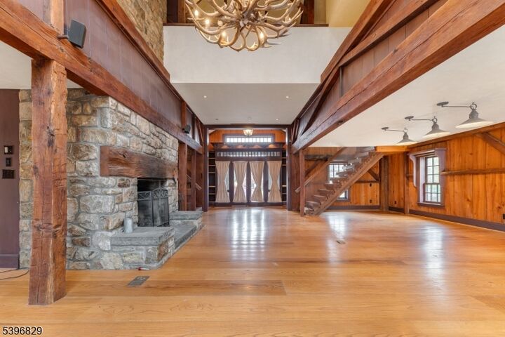 Property Photo:  140 Driftway East  NJ 08827 