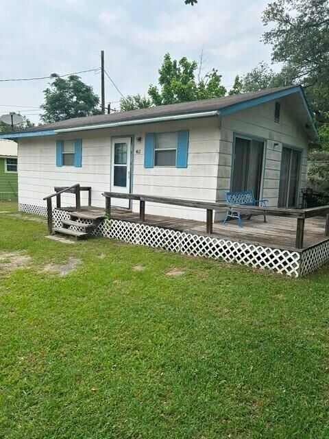 Property Photo:  410 Paddock  TX 77378 