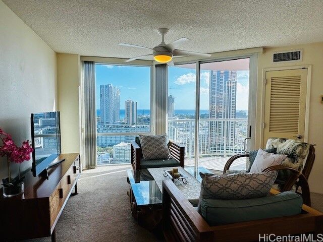 Property Photo: 801 S King Street 2304 HI 96813